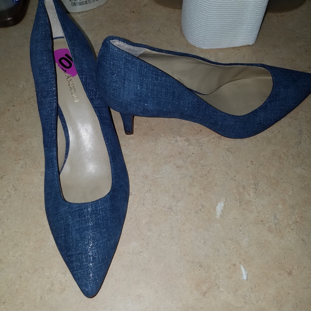 Denim 1in pumps